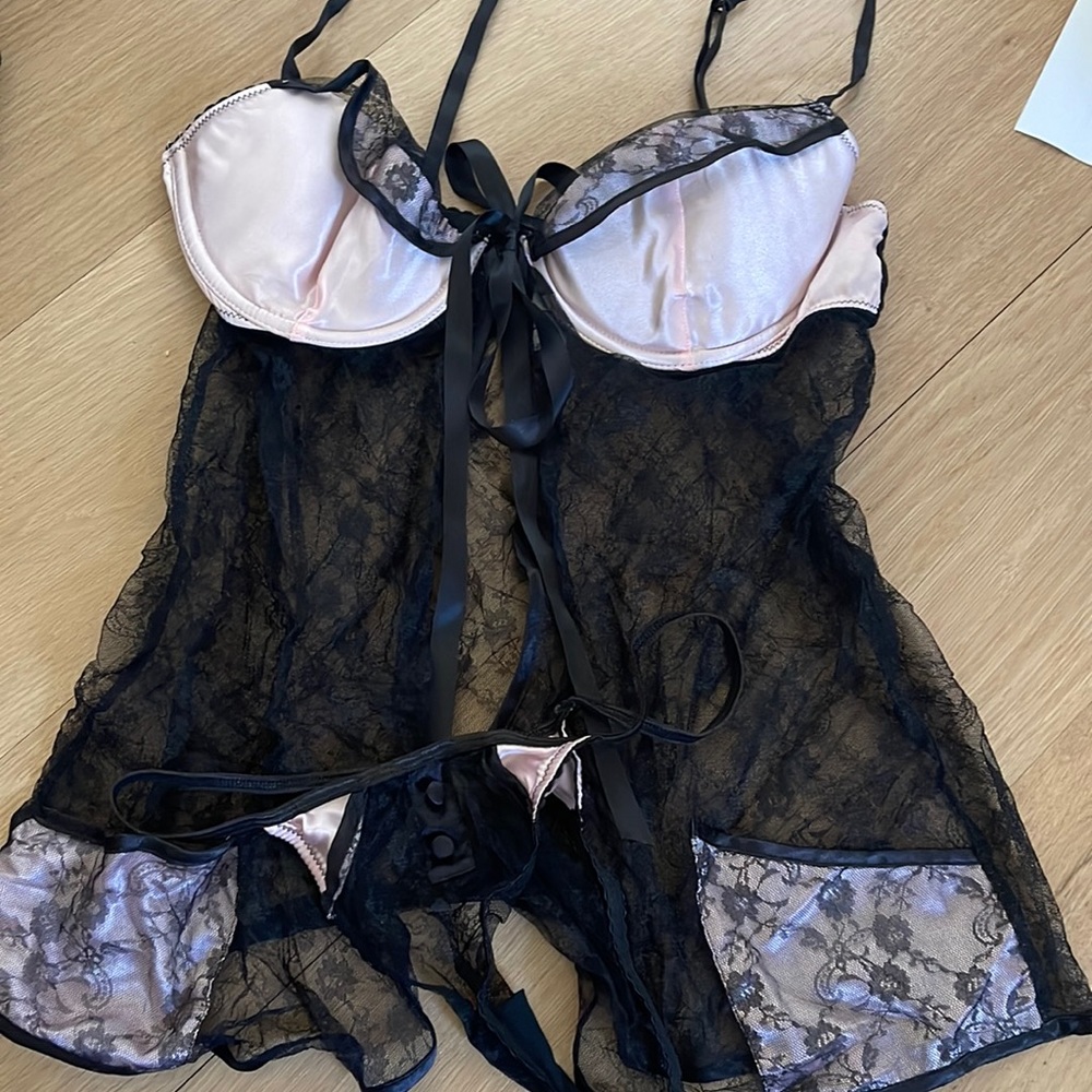 Victoria Secrets Babydoll 34D